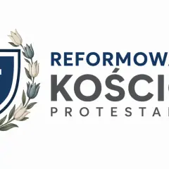 Herb z krzyżem i kwiatami, symbol Reformowanego Kościoła Protestanckiego, odzwierciedla dziedzictwo kalwinizmu.