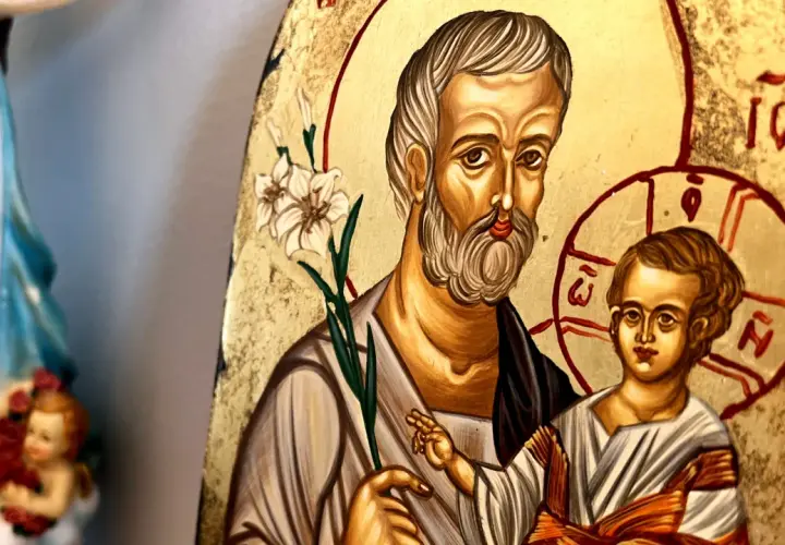 Ikona św. Józefa z Dzieciątkiem Jezus, symbol nadziei w modlitwie w sprawach trudnych i beznadziejnych.