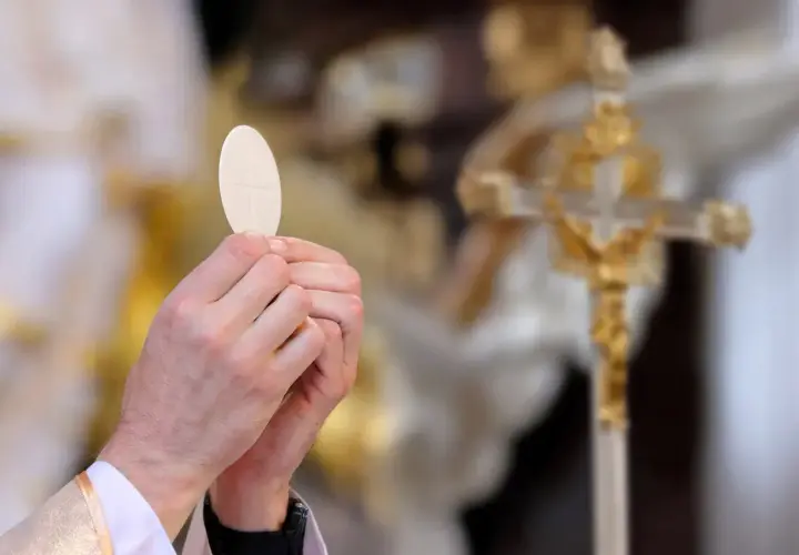 Co to jest katolik i jakie ma kluczowe znaczenie w chrześcijaństwie