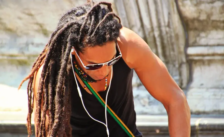 Rastafari - Więcej niż dredy? Odkryj prawdziwą wiarę!