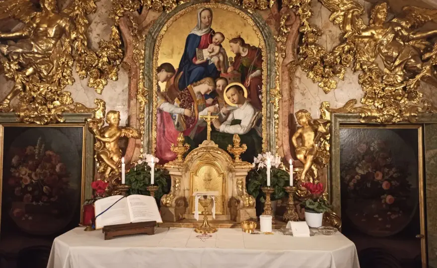 Co to jest oktawa w kościele? Znaczenie, historia i obchody liturgiczne