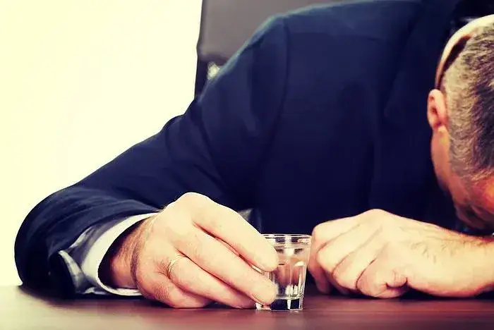 Zdjęcie Czy upicie się to grzech ciężki? Sprawdź, co mówi Kościół