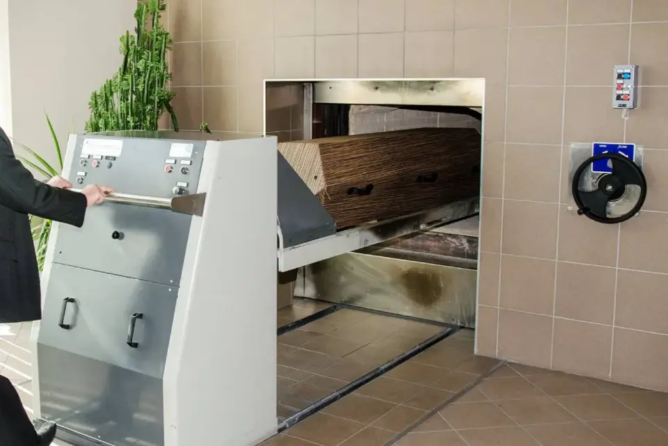Czy kremacja boli? Jak przebiega spopielenie zmarłego